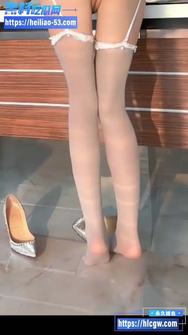#每日大赛 【秀人网模特大赛】绝色美女个个都是极品身材色影师太幸福了｜瓜友热⁠评中