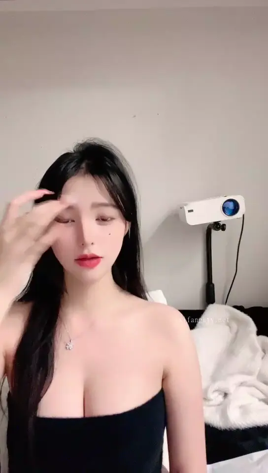 #阿奈奈  这么美也下海~裸舞揉穴特写