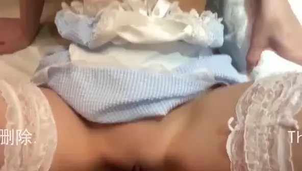 小贱货