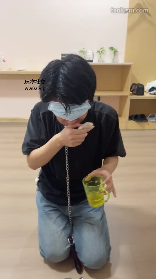 #sm【安徽情侣】跪舔原味/赏赐圣水脚下喂食/骑马耳光