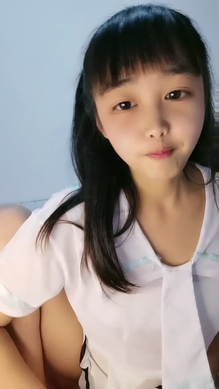 #萝莉2002 01-21半糖主播秀