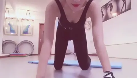 快手：妮可  补几部其中三部大尺度