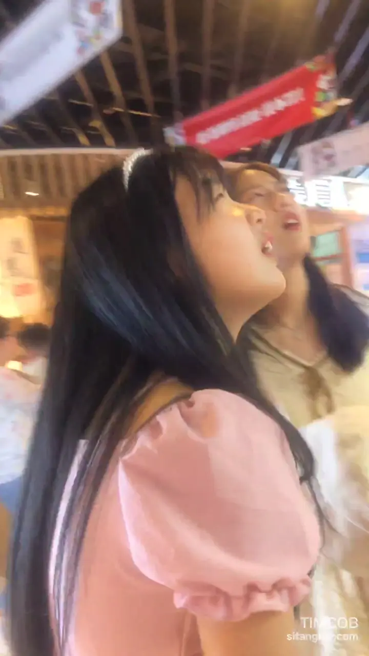 ⭐CD原创⭐丝袜三部！穿丝袜下班吃饭的小姐姐！