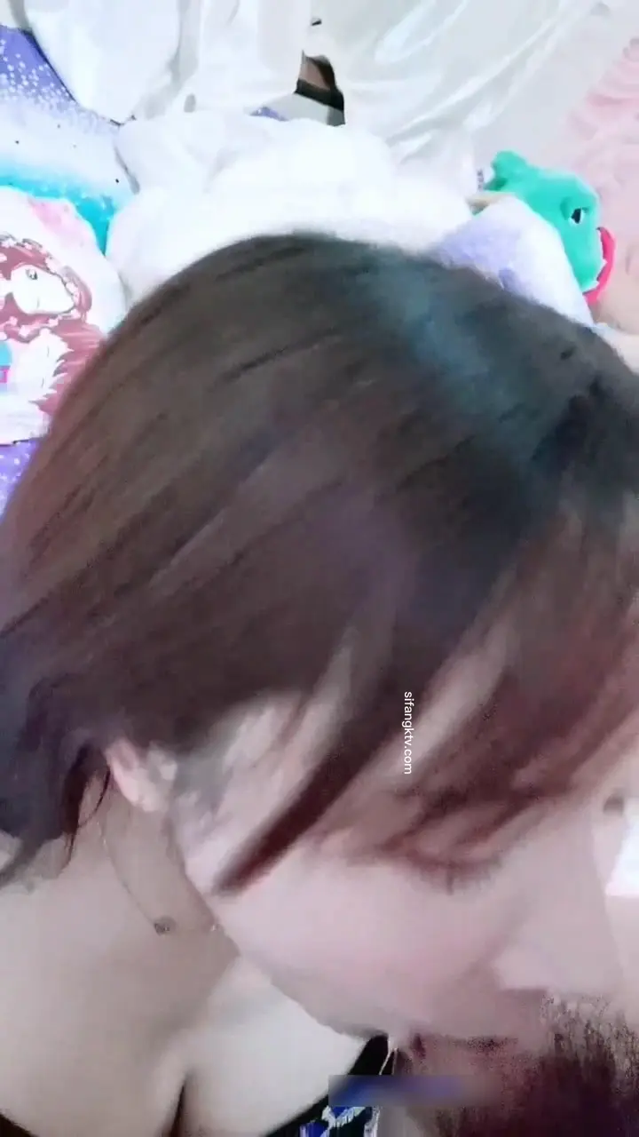 知名鬥魚女神 【李芊芊】 最新大尺度榜一大哥性愛私拍流出  實屬精品難得
