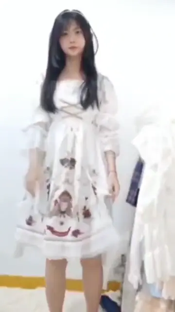 武汉青职郑思瑶00后二次元JK萝莉妹子表面清纯背地做狗反差满满