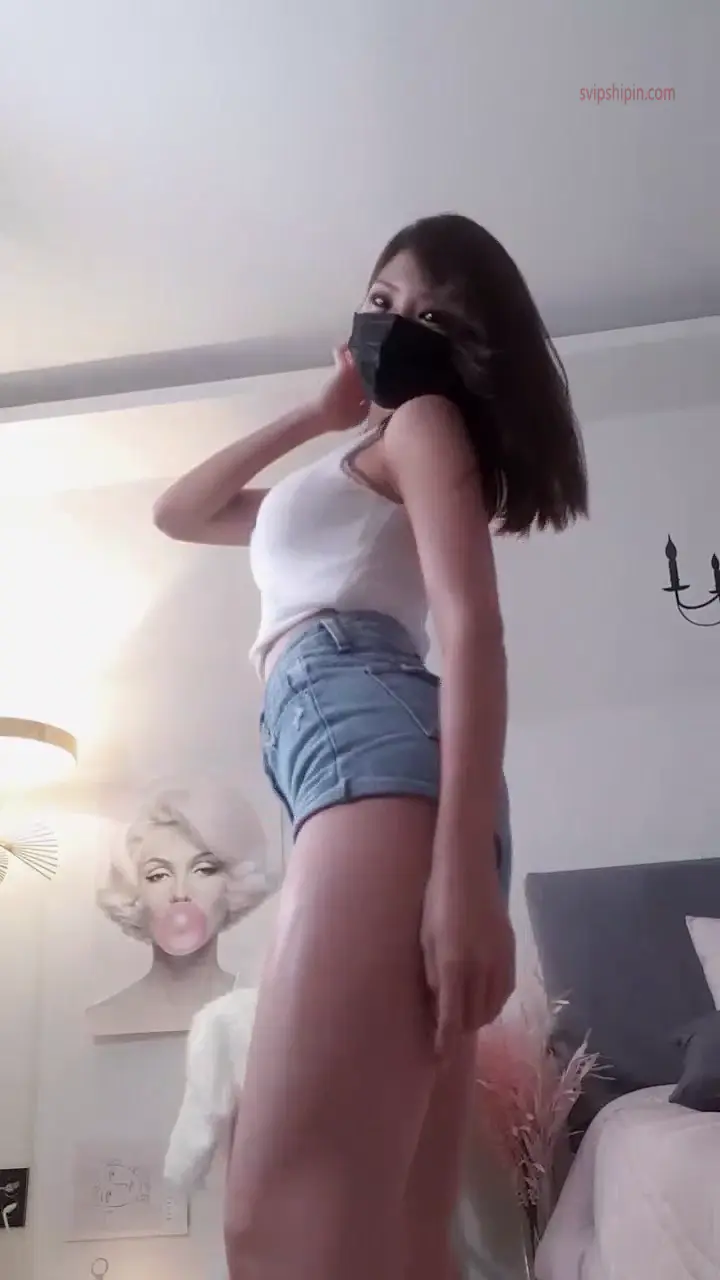 韓舞:E小姐