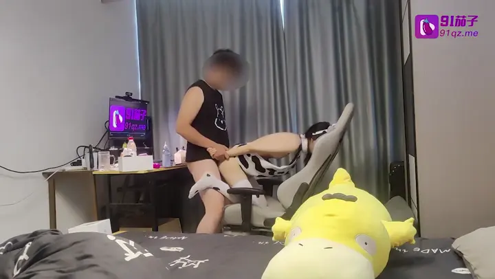 #91茄子 亂倫親妹妹 奶牛裝調情頗顯可愛