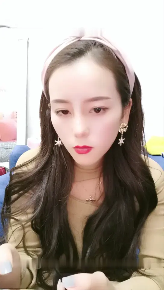 #小妲己  #平臺第一美  #衣裳溼半