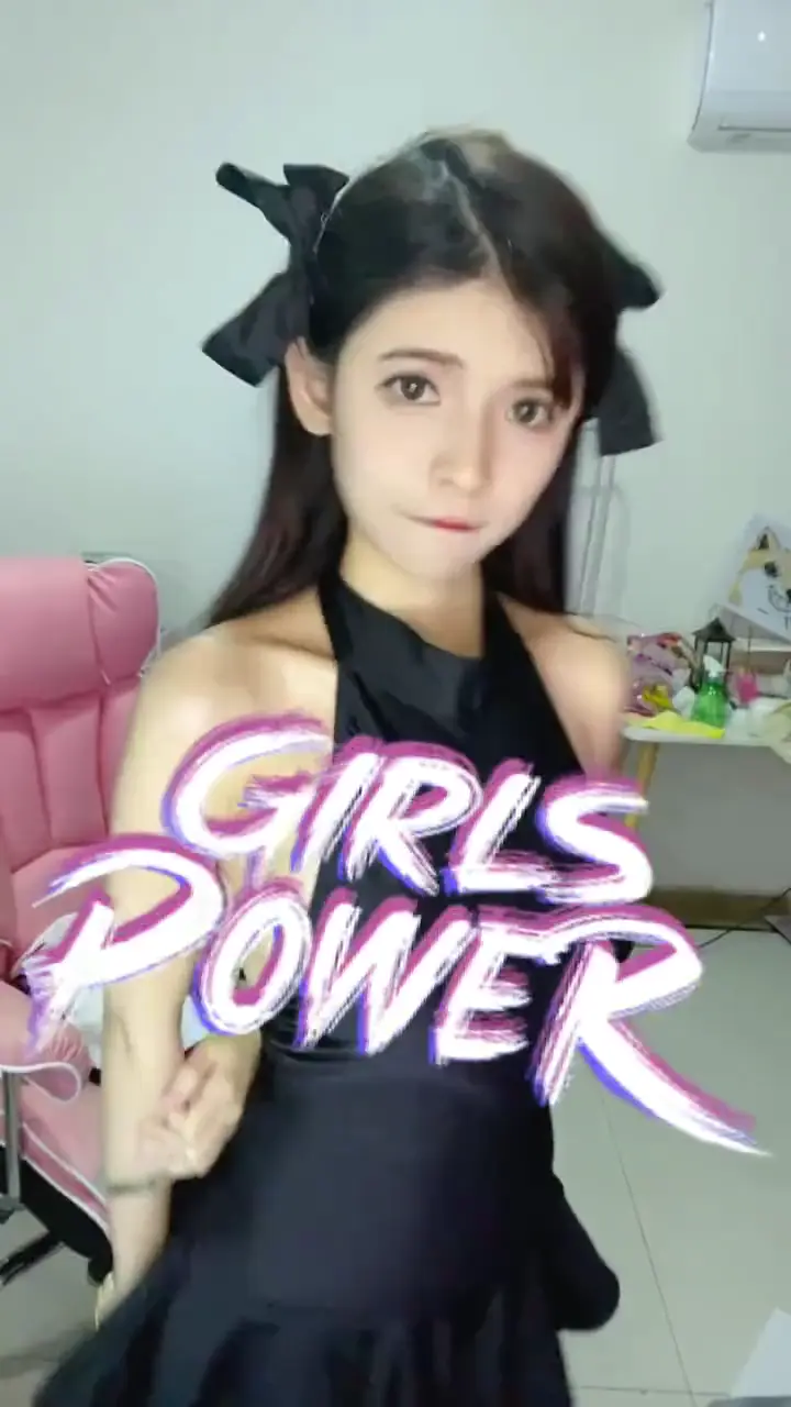#狗头萝莉  狗头萝莉