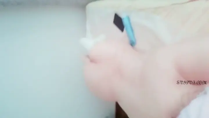 微博：巨乳（Z杯悠悠）