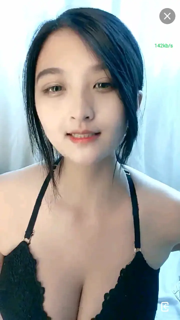 #高抬腿女教官 #巨乳 #推荐 #极品
