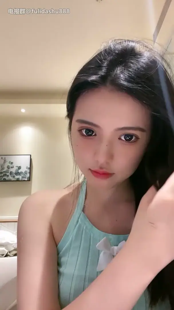 #半糖 半糖 小桃学妹/小辰吾妮/小芊学妹/软软其实不太硬