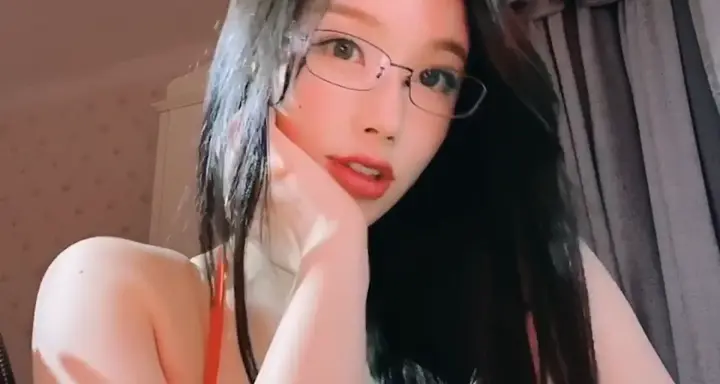 #福利姬 #童小芯 福利姬 童小芯 #巨乳 巨乳