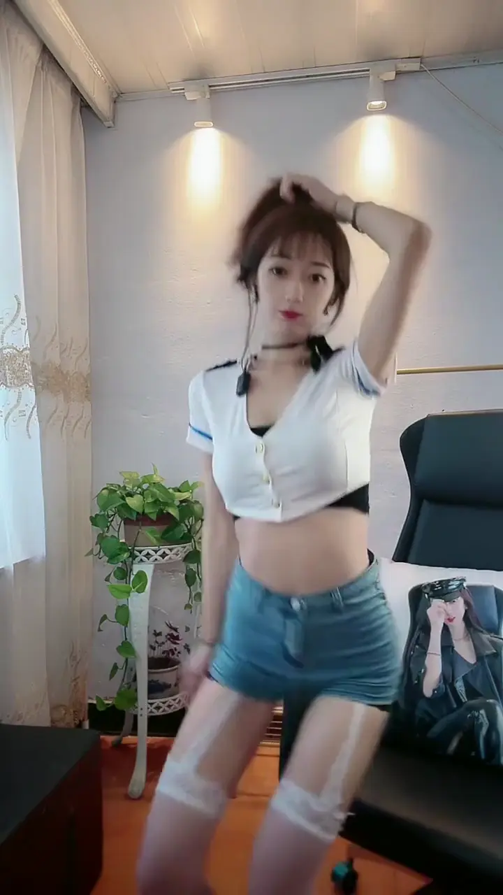 快手    薇漫天