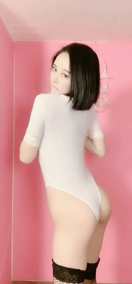 #小妲己 #短发屁  小妲己 诱惑值拉满 虎皮青椒/短发屁/人间妲己  合集
