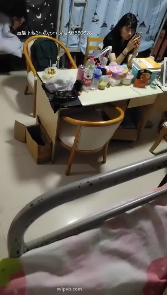 小奶猫:大学宿舍暴走芭比 32部合集