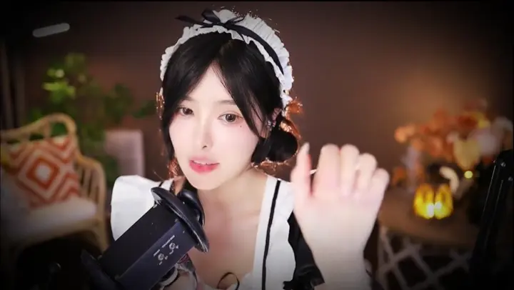 #恩七不甜  #女仆 #少女