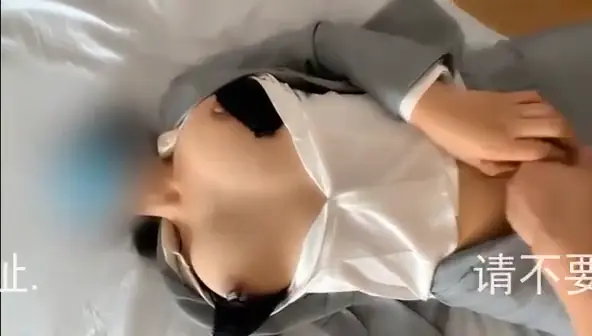 极品白虎嫩鲍，操起来爽爆了