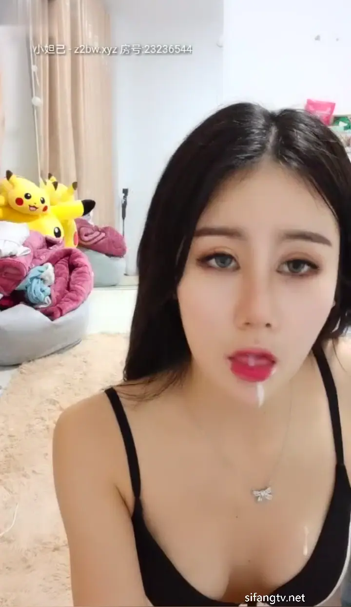 #恩允儿 1.18-19 极品性感女神KTV裸舞ｓｍ一字马自慰