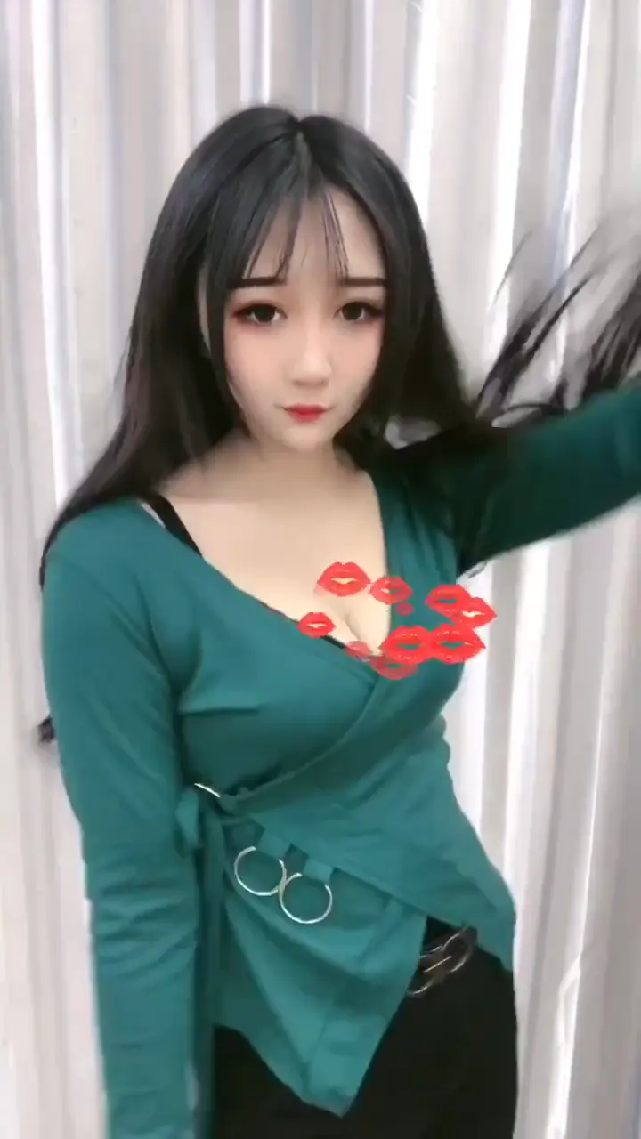 #抖音骚牌 #直播闪现 #走光露点