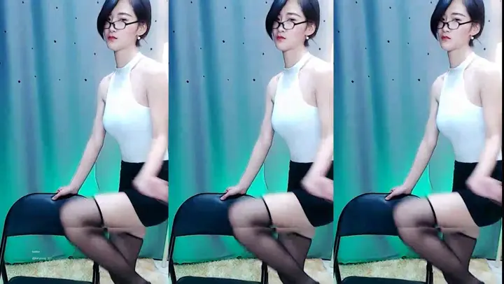 #虎牙 #小小兔   有大尺度