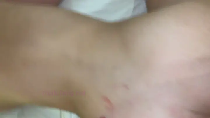#反差 #嫩妹 超可爱的长发小嫩妹和男友啪啪被曝光