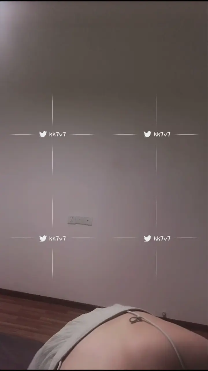 #闪现【直播走光闪现录屏】