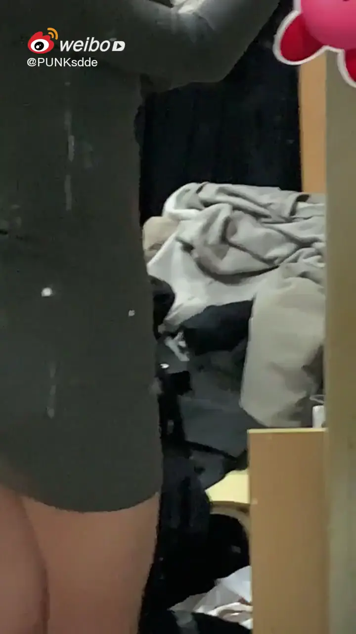微博   伊伊子  Punksdde