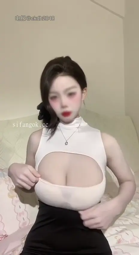 【抖音福利】巨乳大奶御姐【黴煩惱】抖巨奶騷舞誘惑 20V