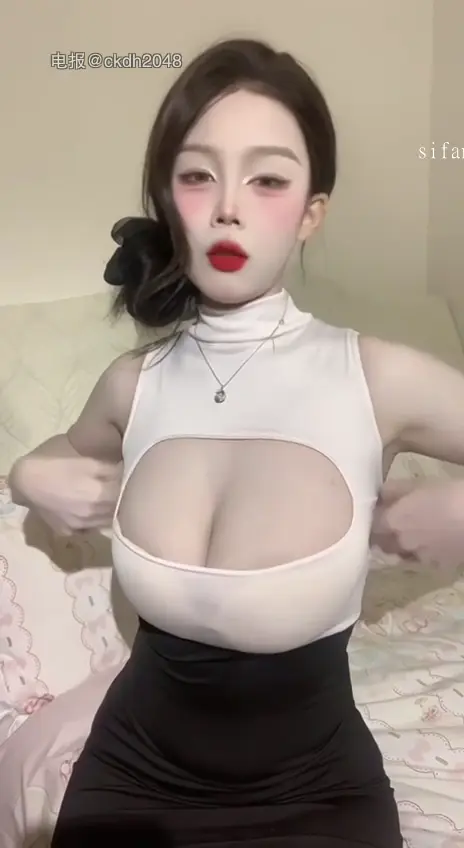【抖音福利】巨乳大奶御姐【黴煩惱】抖巨奶騷舞誘惑 20V