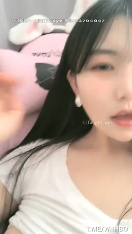 #自慰 #遥控跳蛋 #掰屄往里到牛奶