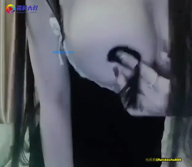 #半糖 半糖 优优 微信福利