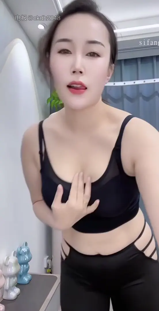【快手福利】【LU娜/胡萝卜/金酱酱/美娘777/蓉蓉】骚舞顶B摇 22V