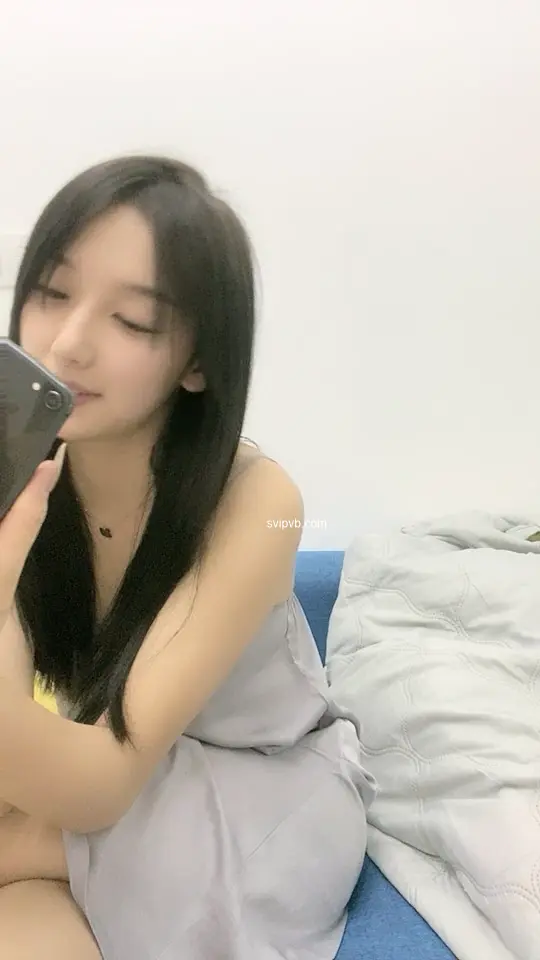 小奶猫：杨葱葱有超能力