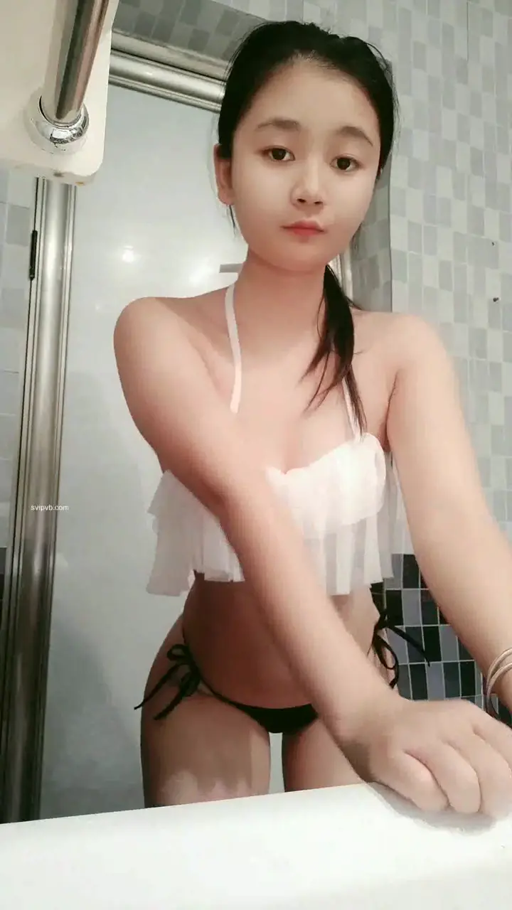 #快手 #唯愛雅玲 快手：唯愛雅玲     尺度比之前大多了
