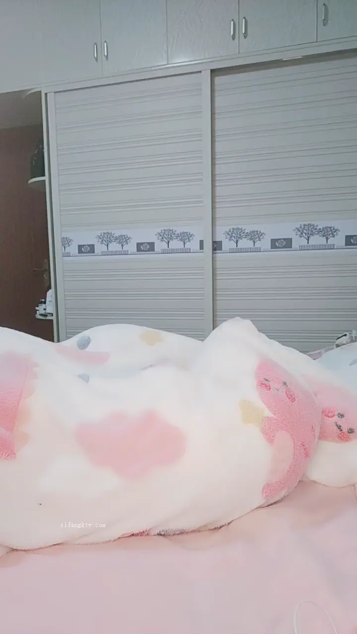 #电气喵  #糖儿小迷迷 #爱干饭的奶茶喵 高人气萌萌萝莉大秀