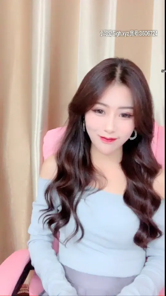 #小可爱 #雪妮维维娅 雪妮维维娅：经典美女