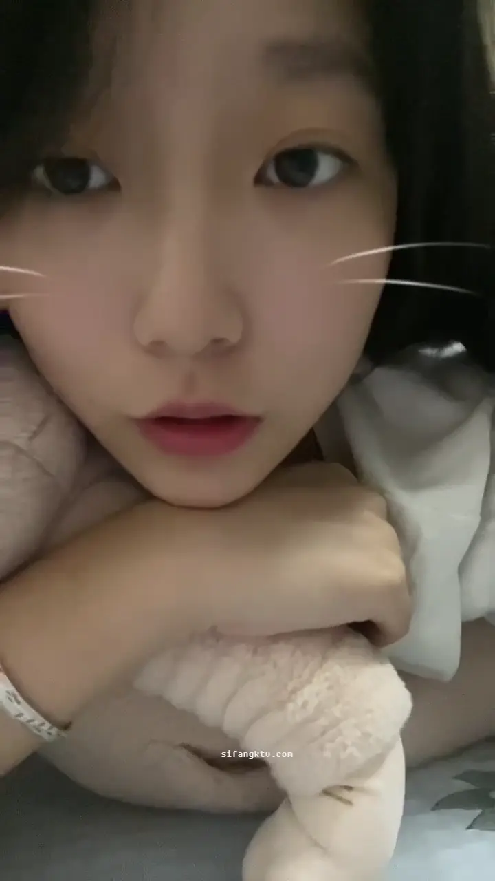 #学生 #自拍 #自慰 #嫩穴 #少女