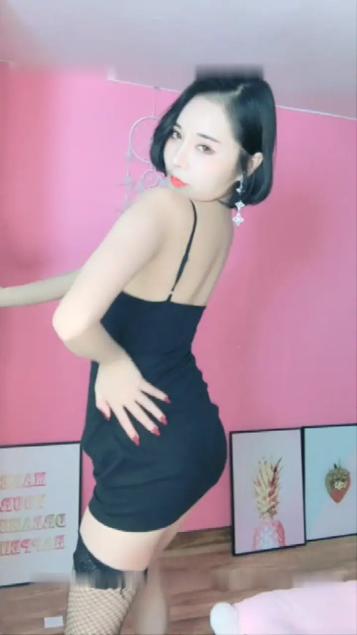 #小妲己 #短髮屁  小妲己 誘惑值拉滿 虎皮青椒/短髮屁/人間妲己  合集