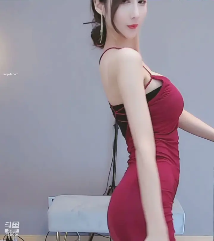 斗鱼：小南南