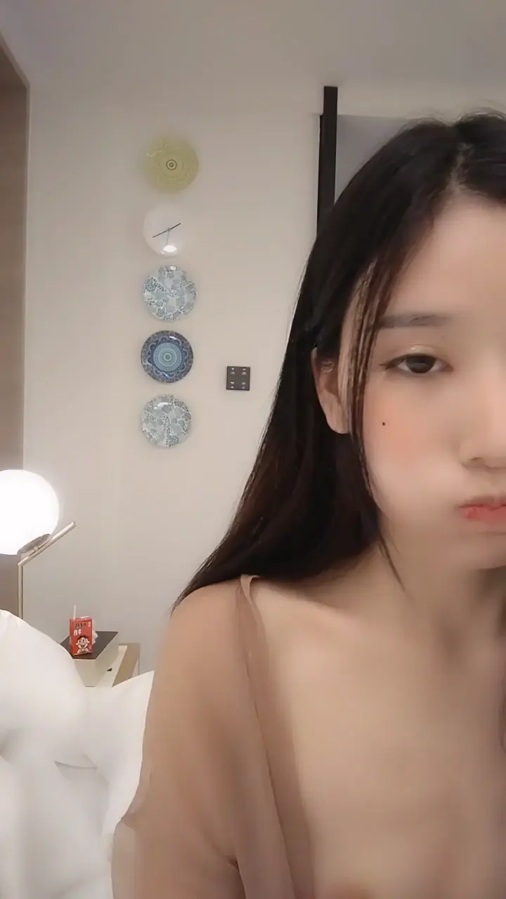 #尹在熙 _6V 尹在熙