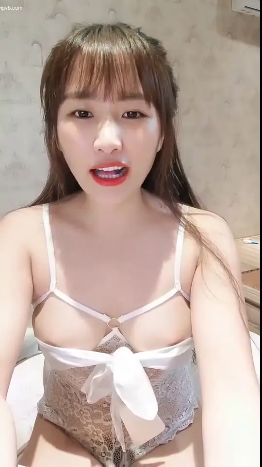 小奶貓：櫻桃小硬糖
