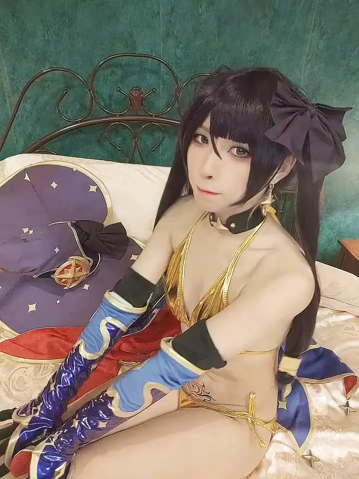 #莉莉丝 莫娜 54P1V