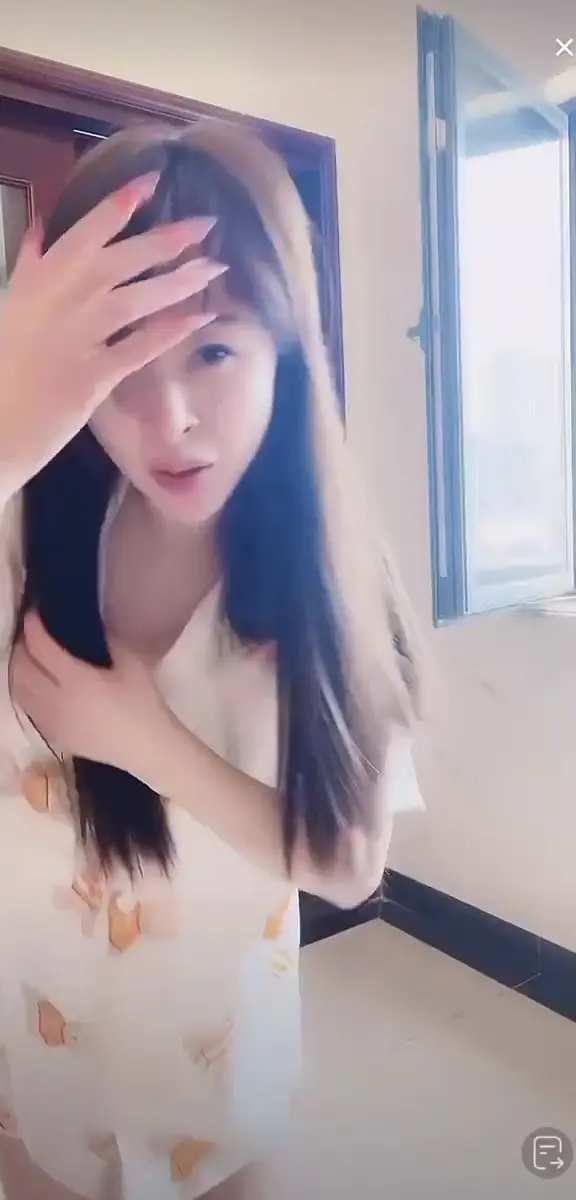 #抖音骚牌 #直播闪现 #走光露点