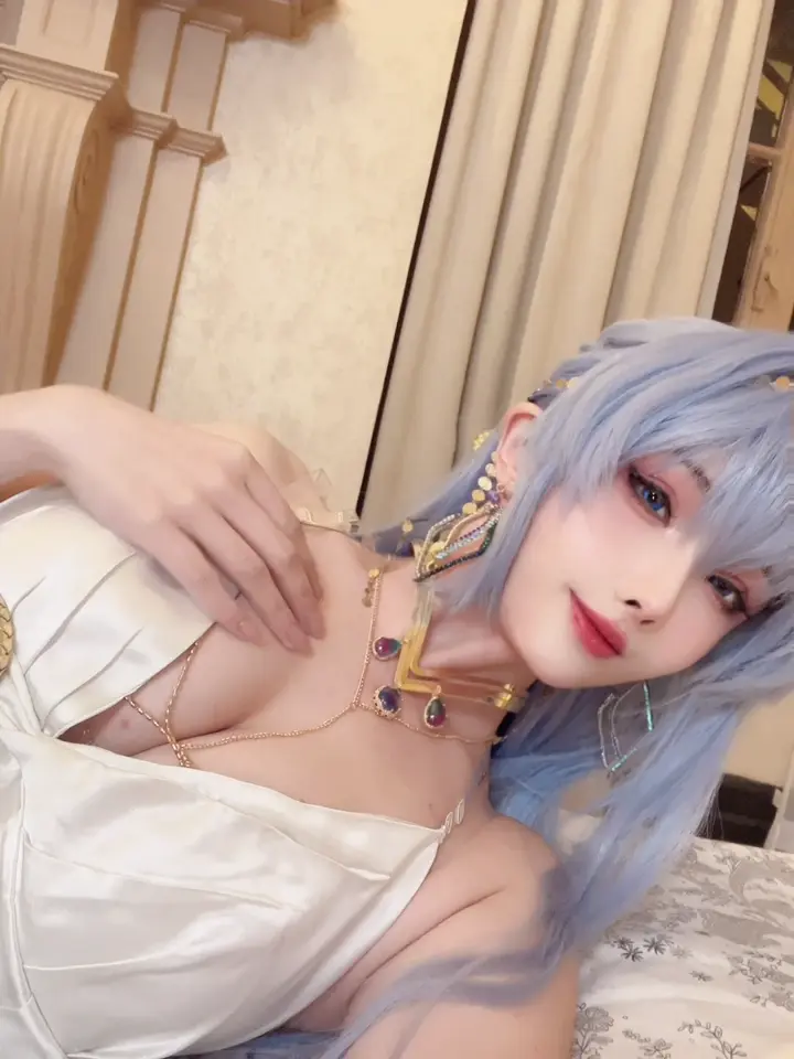 #凉凉子 海伦礼服（4月7打赏群资源）