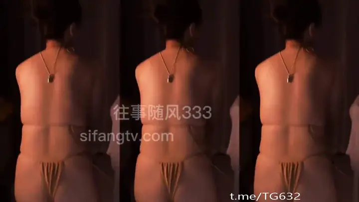 斗鱼：#张琪格 张琪格 #新增 比基尼热舞 土豪定制福利