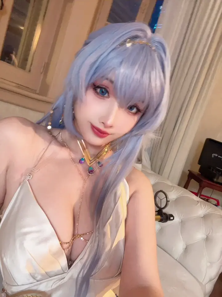 #凉凉子 海伦礼服（4月7打赏群资源）