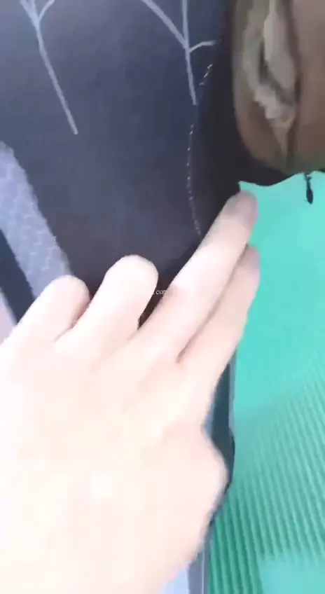 精品自拍： 安妮小母狗