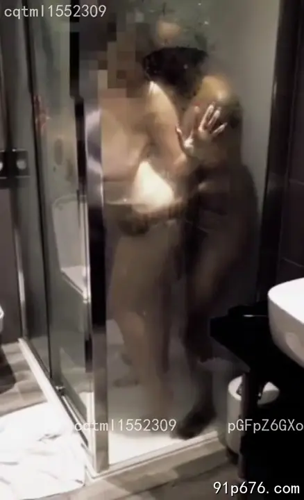 黑人留學生浴室抓著大奶後入老婆肥臀  #91porn-今日排行