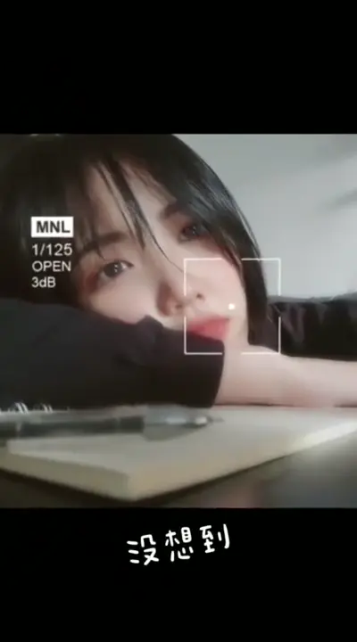 上海撸铁健身教练 小姐姐为了金钱甘愿与有权人3P颜射口交 生活多姿多彩
